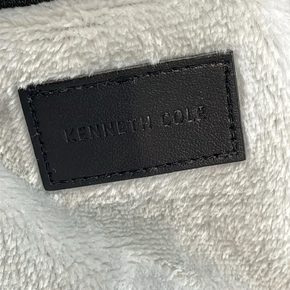 NWT Kenneth Cole Every Dog Has Its Day Pajamas Fuzzy Soft Gray Pet Sz L